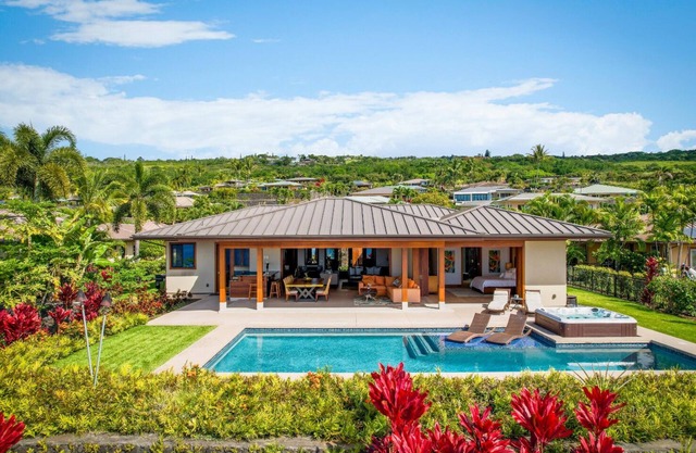 Rare Find.Luxury & Entertainment Residence Villa - 4 Bedroom/4 Bathn