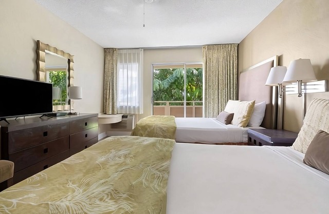 Relaxation Retreat: Unwind in Tranquility! 2 Amazing View Suites w/Balcony | Spa