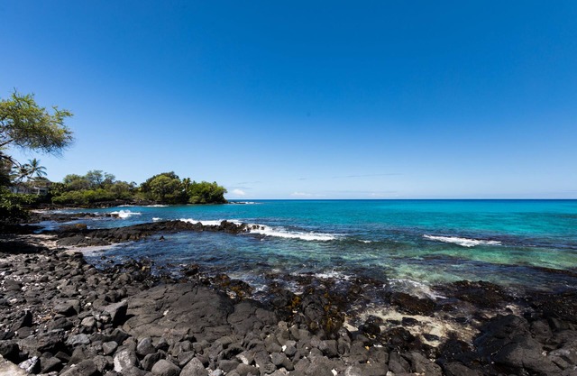 Stunning Ocean View Getaway in Kona!
