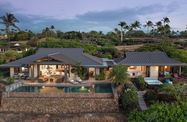 ❤️ Xmas/NY Avail - EPIC Location, SPECTACULAR Sunset, Ocean Views-Infinity Pool