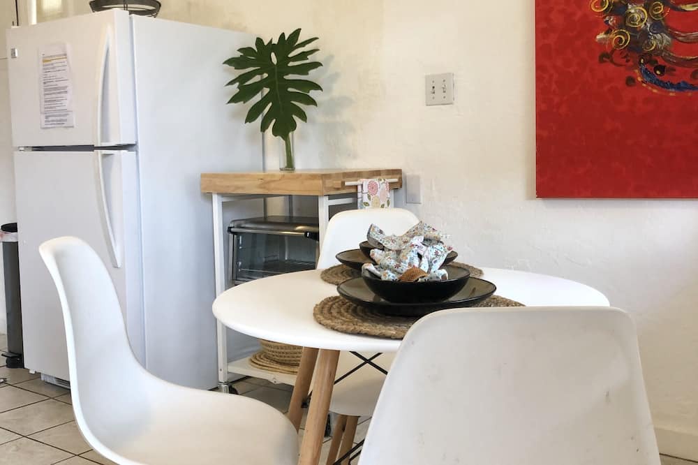 Waialee Cottage | Cozy 1 bed & 1 bath, walking distance to beach.