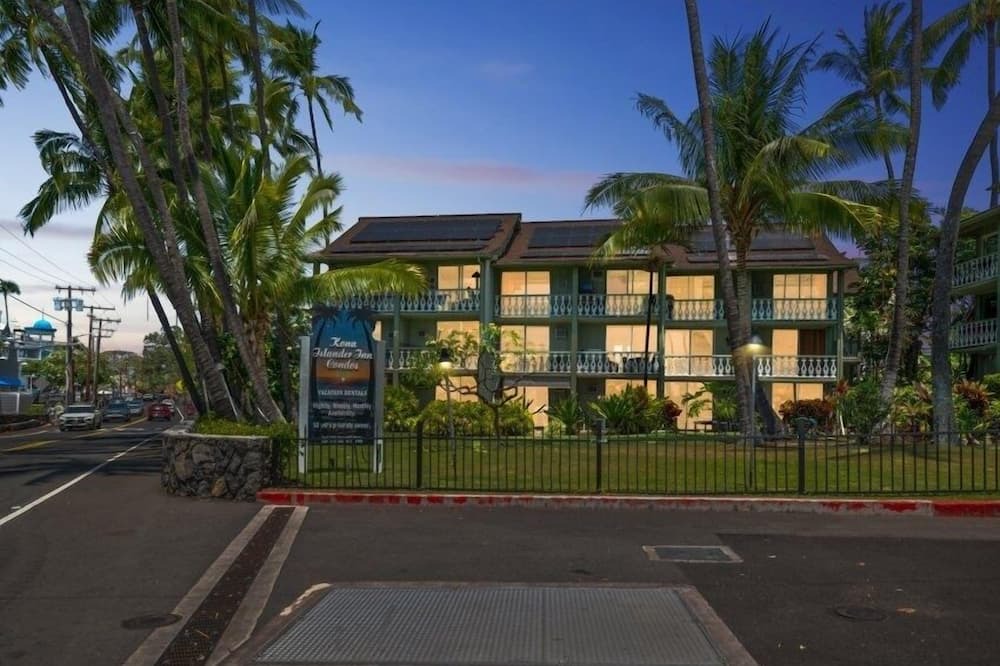 Historic Kailua Village Condo | Garden View Studio - Kona Islander Inn Condos Condo by RedAwning
