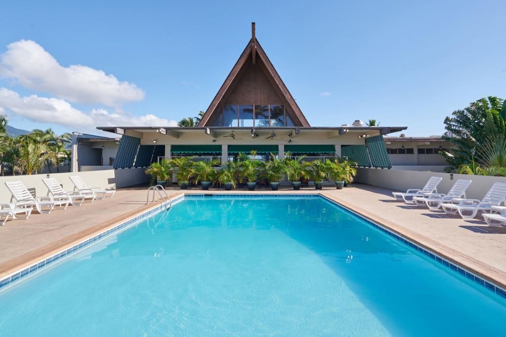 Kahului House | Perfect Beach Getaway! Outdoor Pool, Pet-Friendly Accommodation!