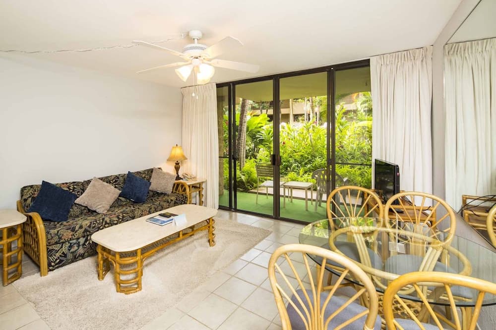 Honokowai Condo | Paki Maui #118 1 Bedroom Condo by RedAwning