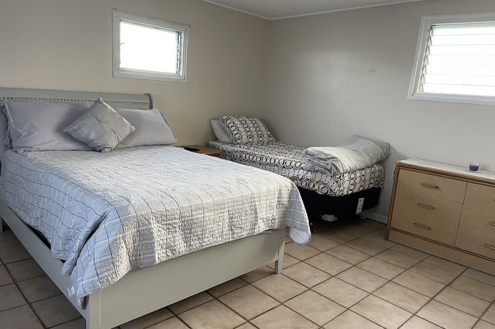 Hauula Apartment | Oahu North Shore Ocean Views with Parking