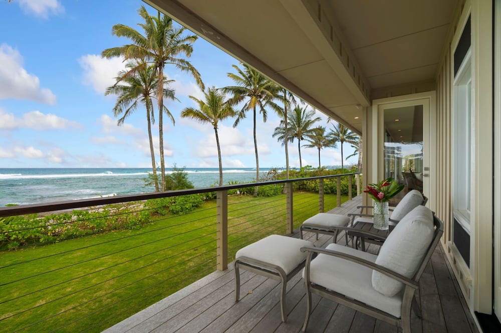 Wainiha House | Beachfront Luxury Dream House with A/C & Gym!