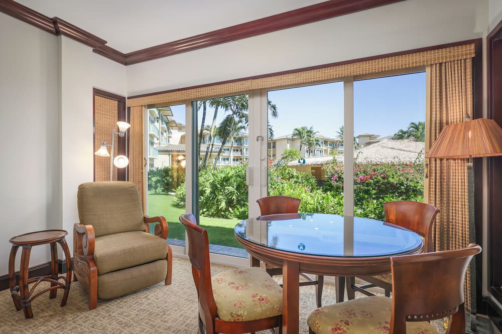 Wailua Hotel | Waipouli Beach Resorts & Spa Kauai by OUTRIGGER