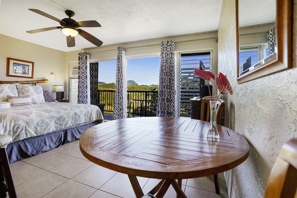 Poipu Condo | Prince Kuhio 335 OCEANVIEW STUDIO