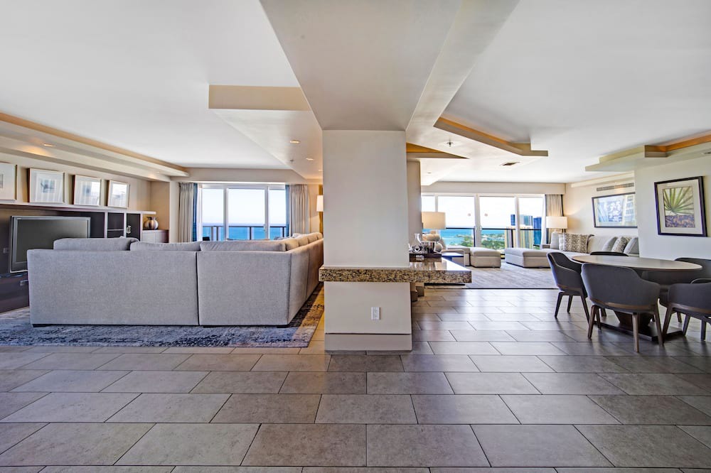 Ala Moana Hotel | Ala Moana Hotelcondo by Luana Vacation Rental