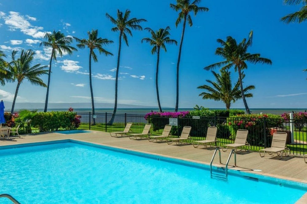 Kaunakakai Condo | Oceanfront Condo on the Island of Molokai
