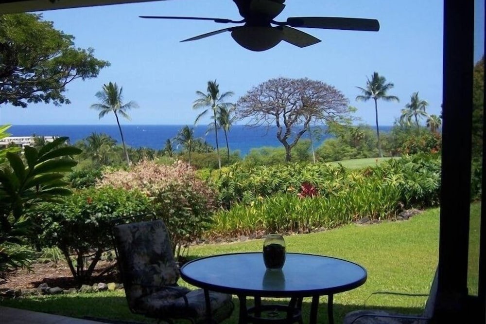 Keauhou Condo | Spectacular Keauhou Bay Views