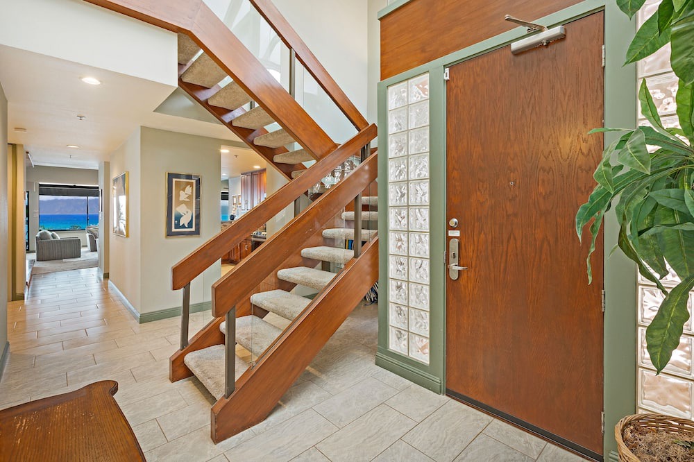 Kahana Condo | Sands Of Kahana 281 2bed/2ba Penthouse 1 Bedroom Condo