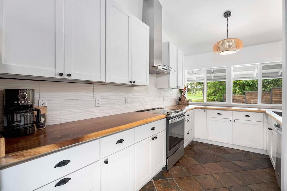 Keauhou House | Manukai Hale: Luxe Golf View, Pool, Boho Charm, & Prime Location Near Heeia Bay