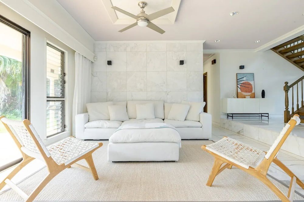 Kahala Villa | Gorgeous estate in paradise !
