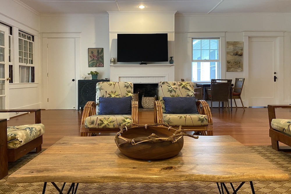 Makawao House | Historic Upcountry Maui Property With Pool, 5 Bedrooms, Sleeps 12