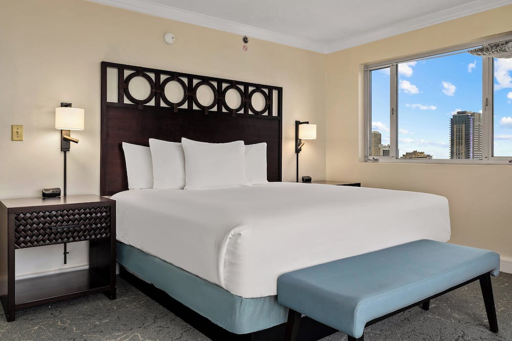 Waikiki Hotel | Club Wyndham Royal Garden at Waikiki