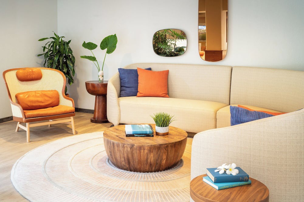 Wailua Hotel | Sheraton Kauai Coconut Beach Resort