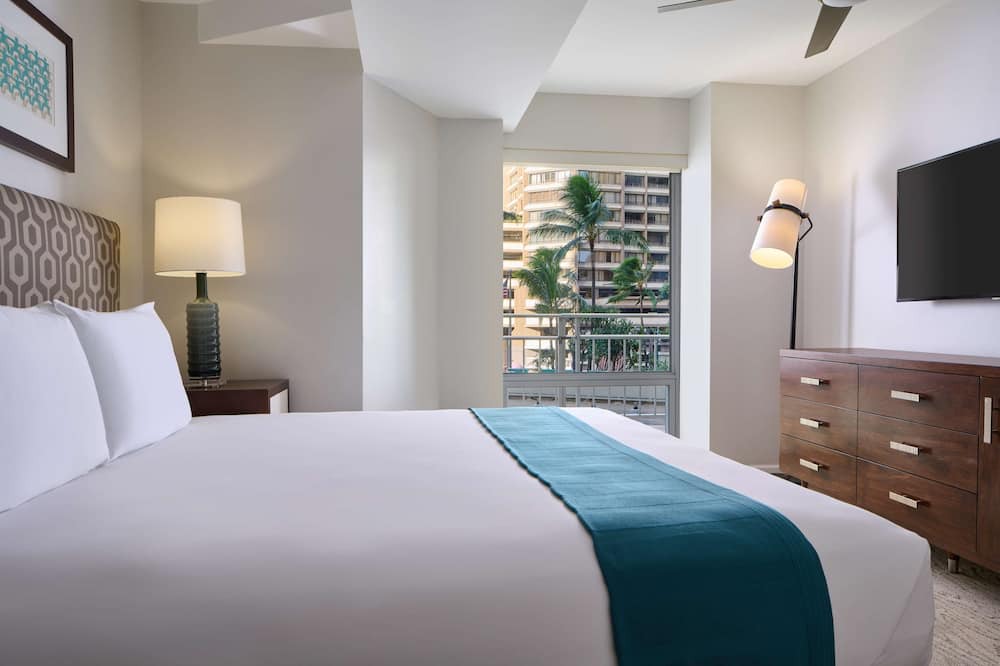 Waikiki Hotel | Ilikai Hotel & Luxury Suites