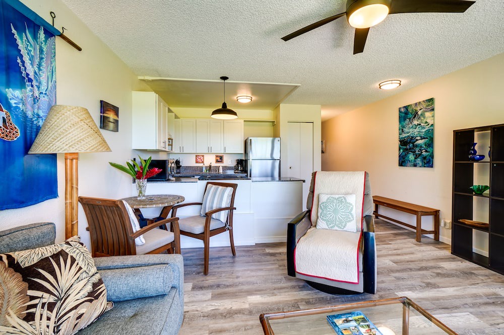 Kaunakakai Condo | Kaunakakai Condo: Walk to Beach, Community Pool!