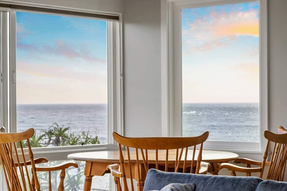 Hana House | Oceanfront Hana Bay Beach Cottage. 5-Minute Walk to Hana town & beaches!