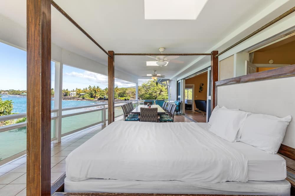Kailua-Kona House | Kona Spectacular Ocean Front 5BR, 4BA Pool,Spa,AC