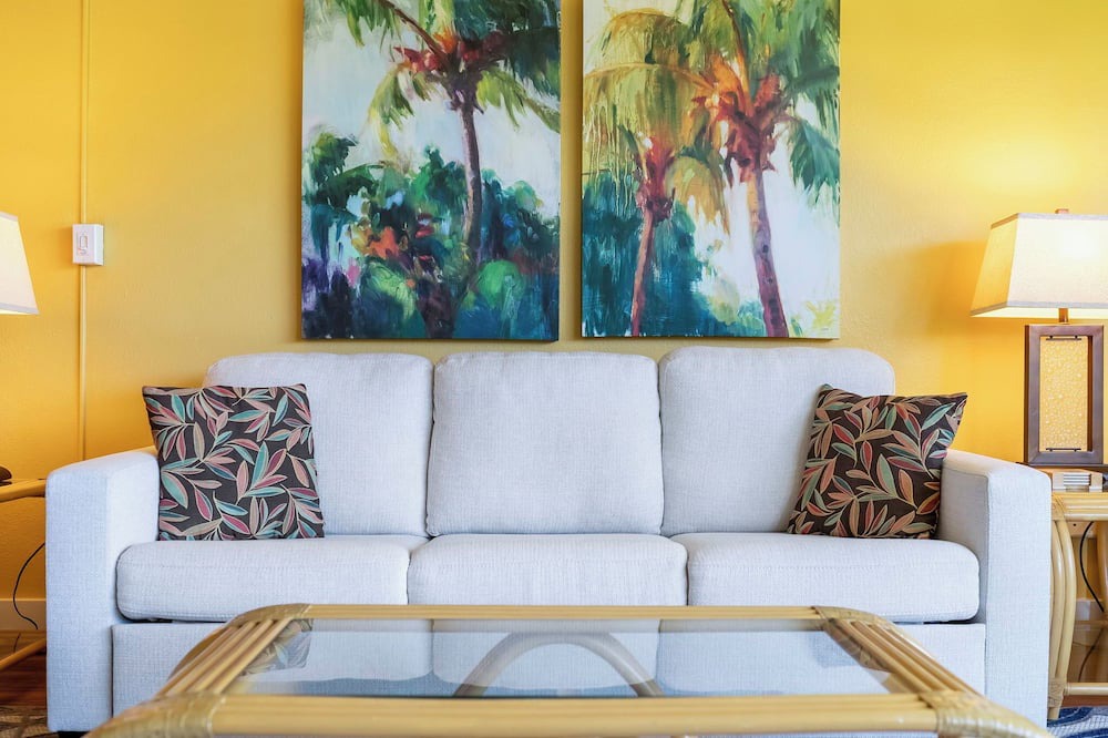 Kihei Condo | Maui Sunset Vacation Rentals A417