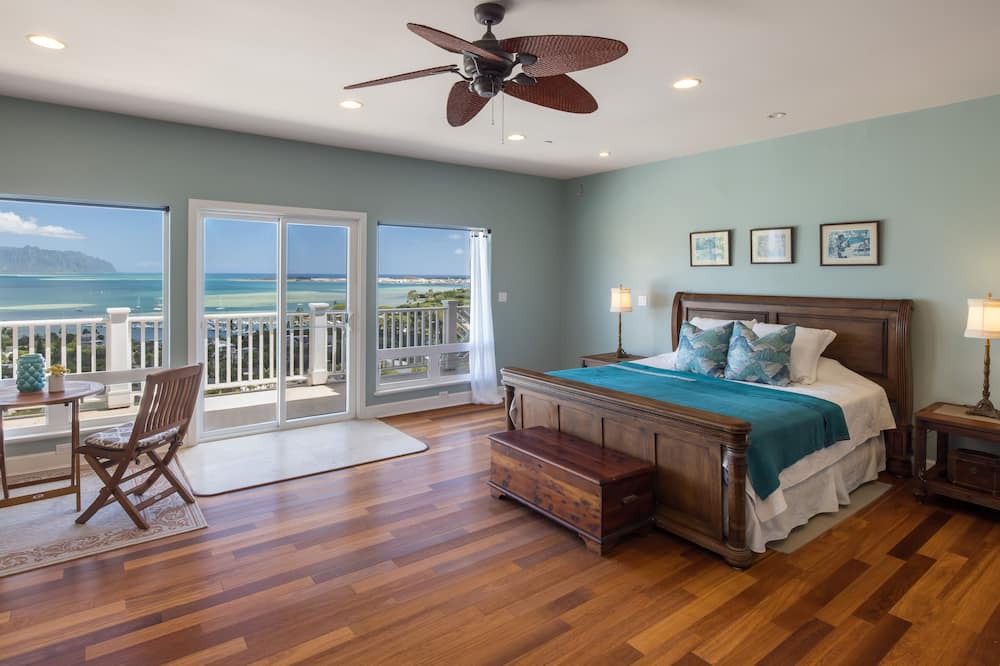 Kaneohe House | Private Hilltop Retreat, Spectacular View, Minutes to Kailua Beaches!