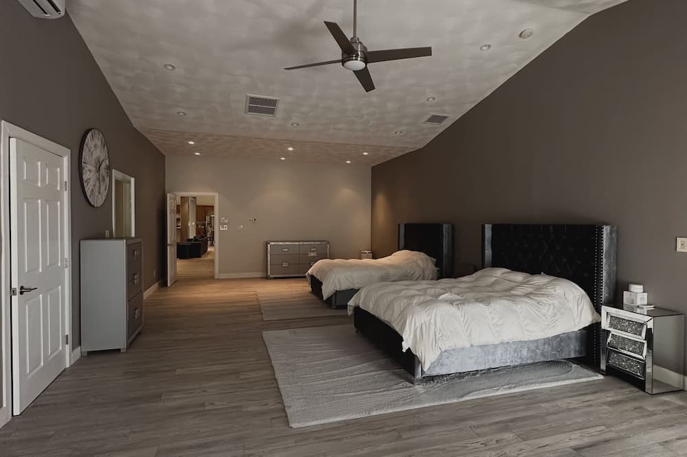 Wailuku House | Luxury estate on Wailuku With an adorable view