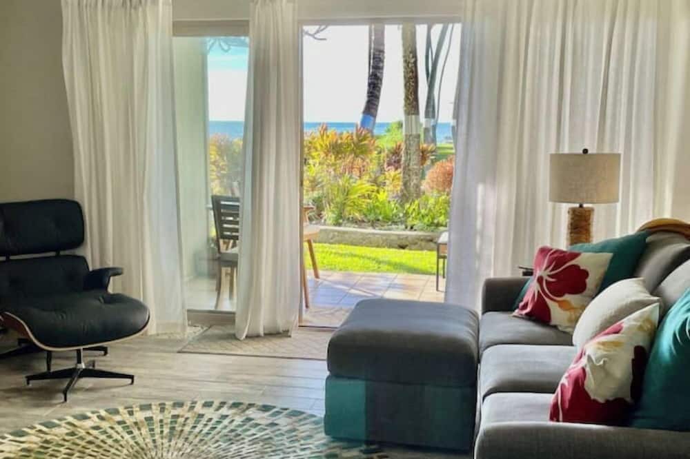 Ualapue Condo | Rainbow Retreat - Ocean Front - Molokai - Peaceful