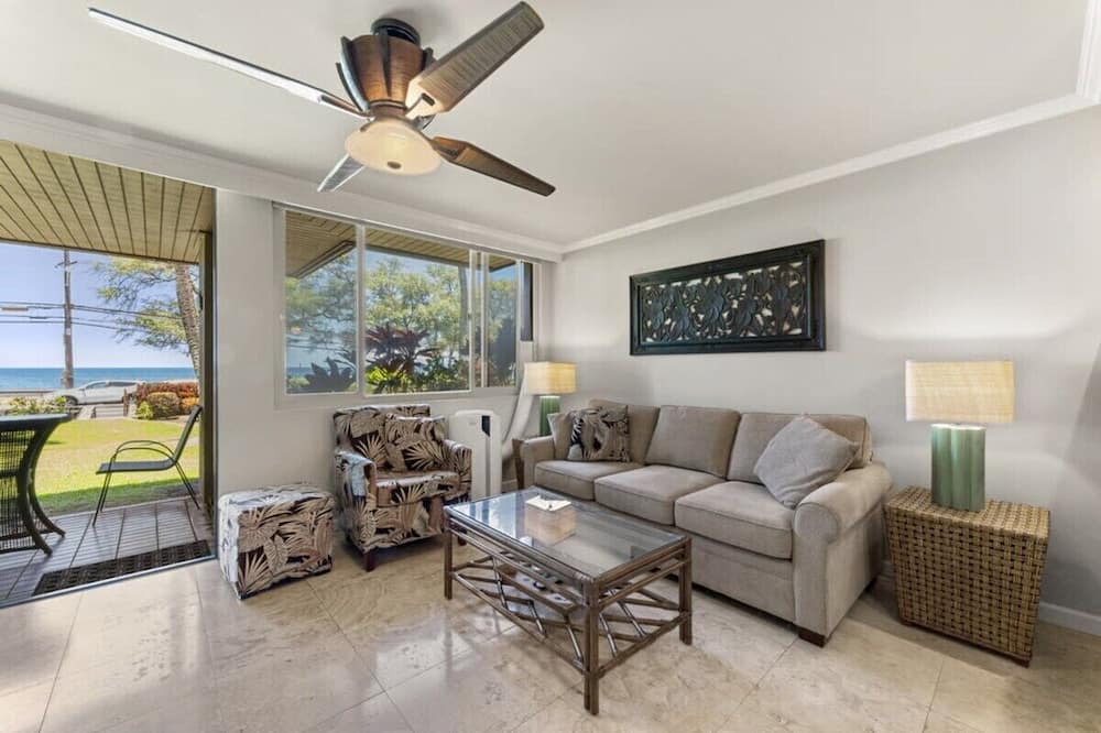 Kihei Apartment | Perch - Kamaole Beach Club: Oceanview upgraded one bedroom, walk to beach