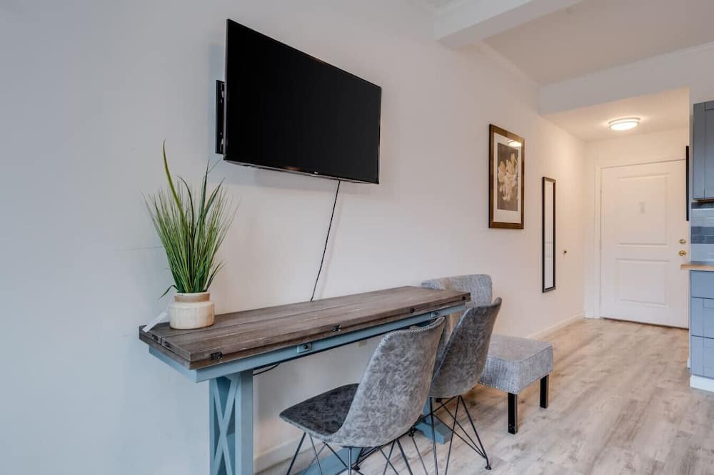 Wailuku Apartment | Unit 10 Waena Inn -Newly Renovated Maui Private Suite