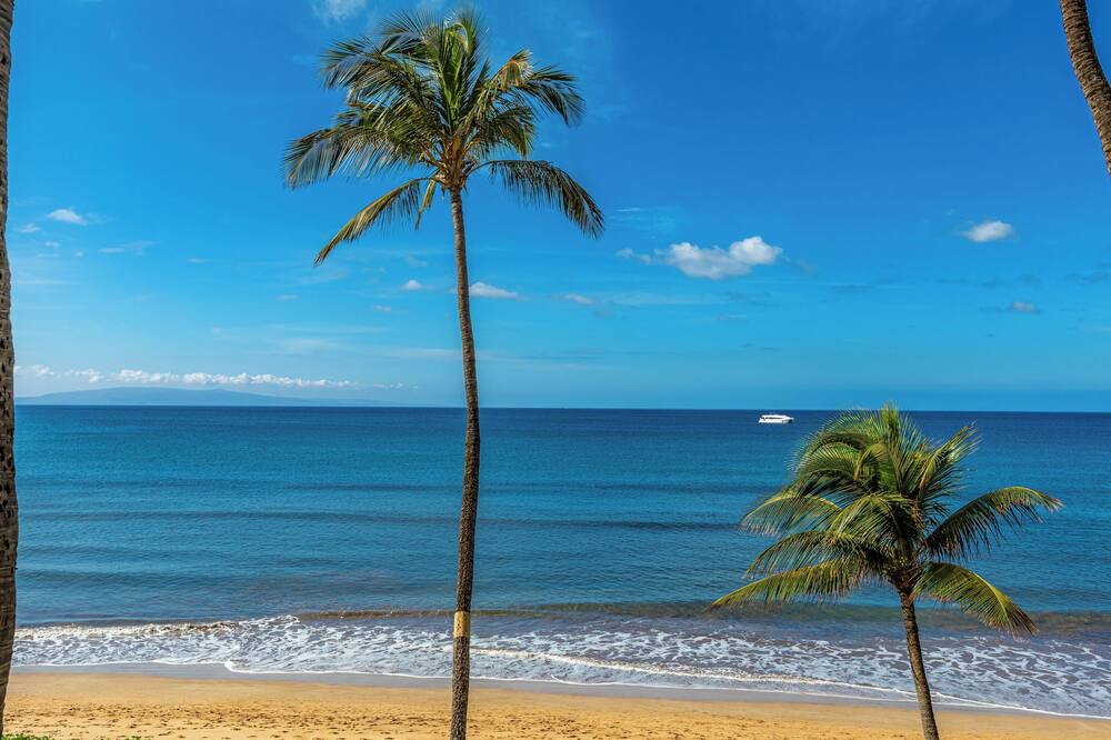 Kihei Condo | Beachfront Paradise with A/C - Sugar Beach Resort #227 - Stunning Ocean Views!