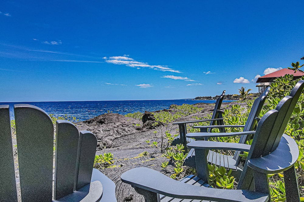 Keaau House | Pele's Paradise- Absolute Oceanfront Paradise with Air Conditioning!