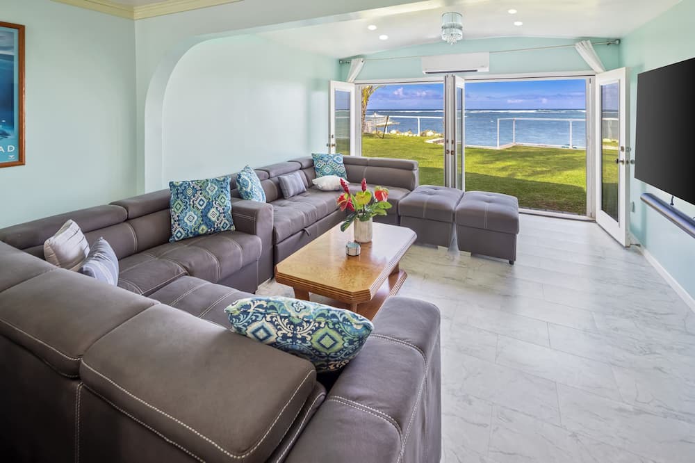 Hauula House | North Shore Beachfront Home with Private Beach