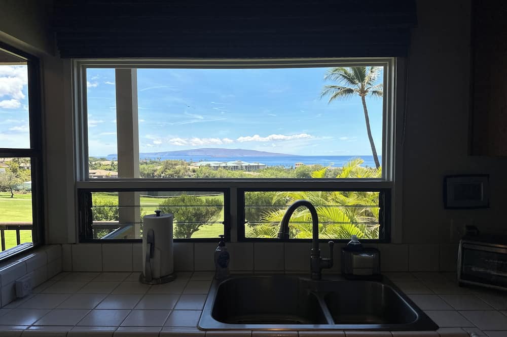 Wailea Condo | Wailea Ekolu #306 Panoramic Ocean Views on Wailea Golf Course, Wifi, A/C