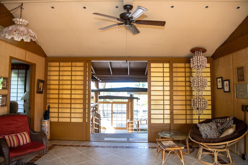 Keaau House | Japanese Style Pool House - 1 block from the ocean