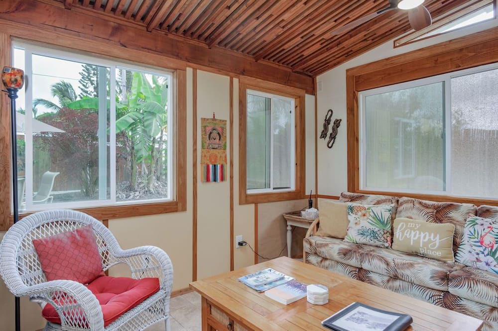 Kehena House | Sunrise Tropical Garden Getaway