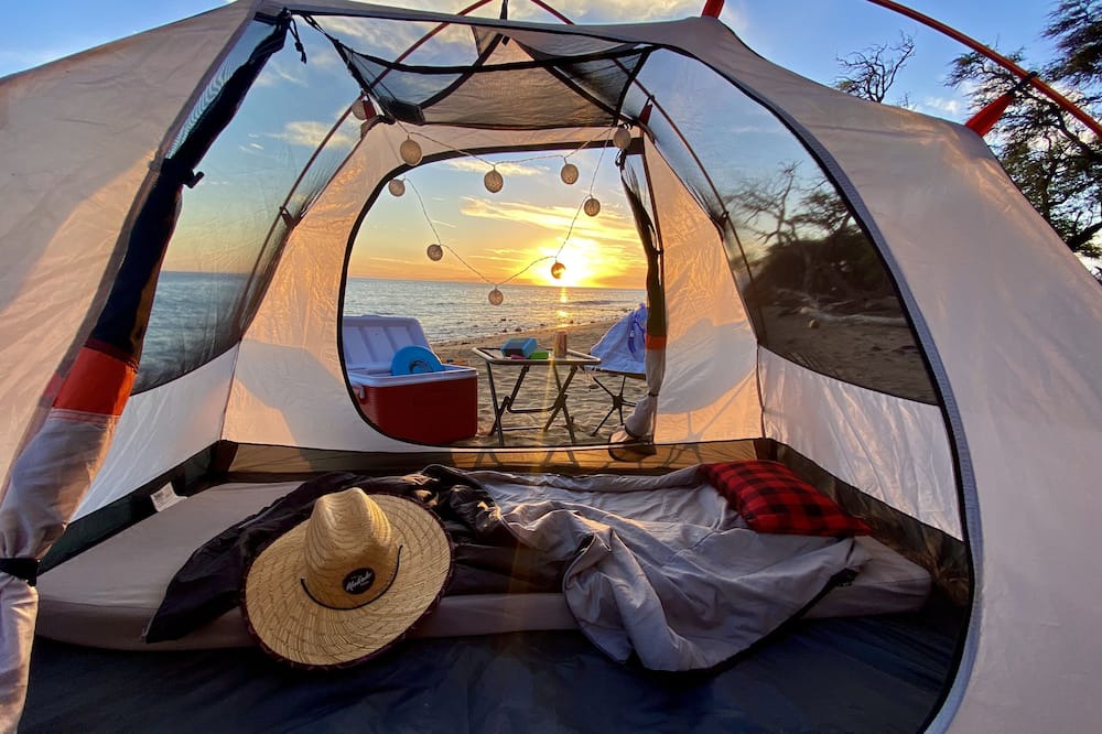 Kahului Condo | Epic Maui Camping - Affordable Adventure in Paradise SUV + gear