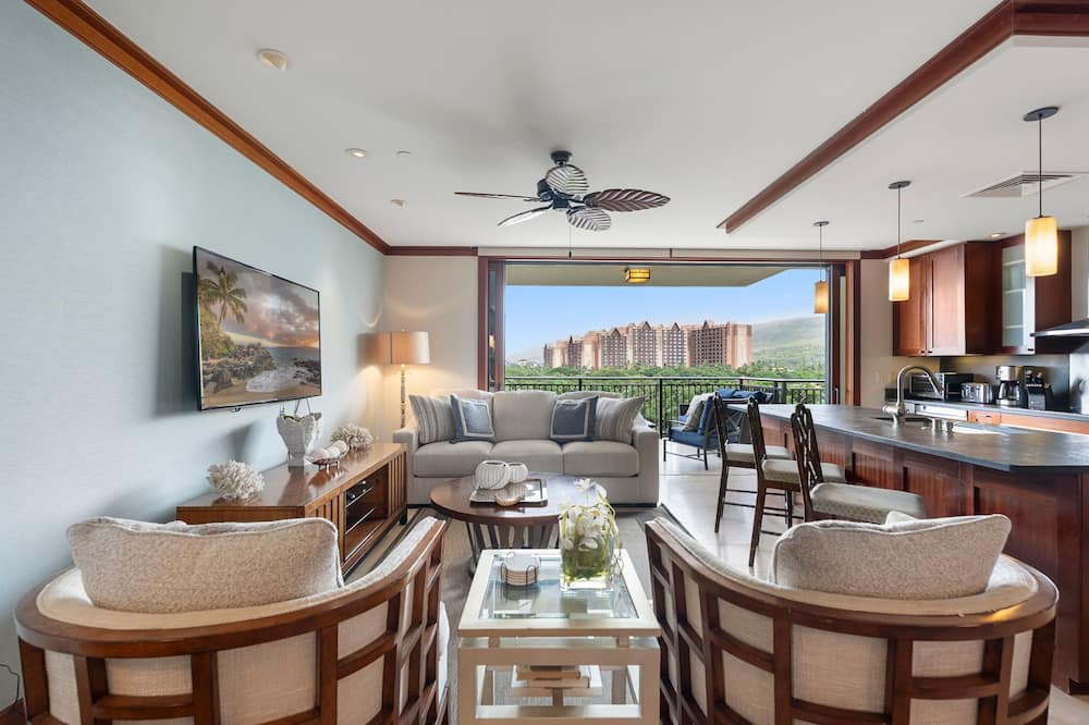 Ko Olina Condo | Ko Olina Beach Villa B604 Oceanfront Views by Gather