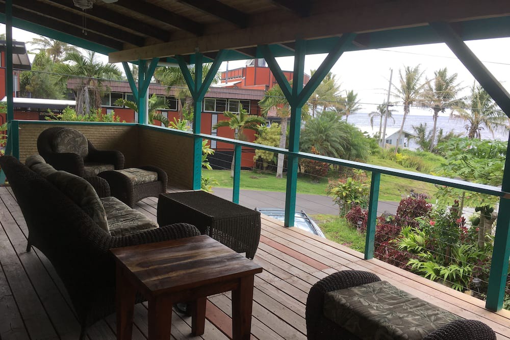 Kehena Beach Estates House | Spectacular Ocean View & walk to Kehena Beach!