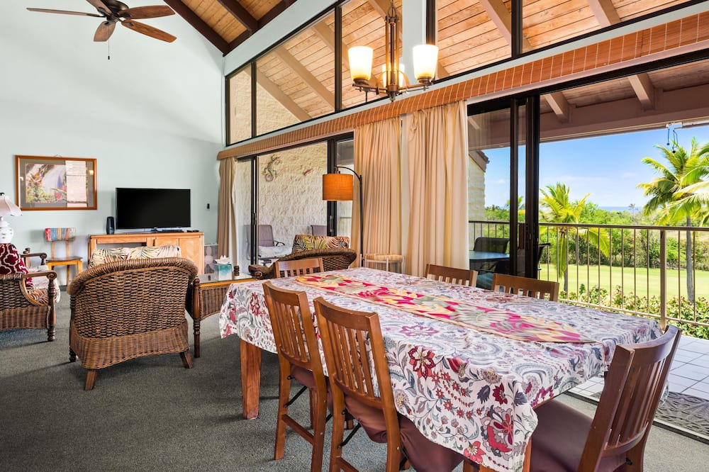 Keauhou Condo | Keauhou Punahele E301 | Spacious Oceanview Golf Course Condo Near Keauhou Bay
