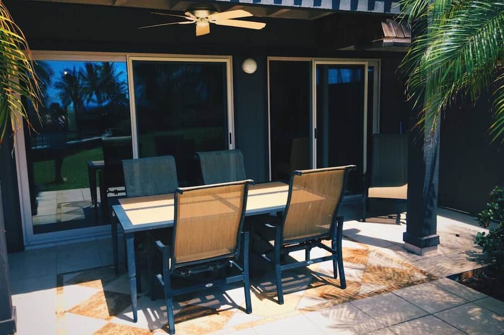 Punaluu Condo | #16 2 bed/2 bath Two Story Condo with Stunning Oce