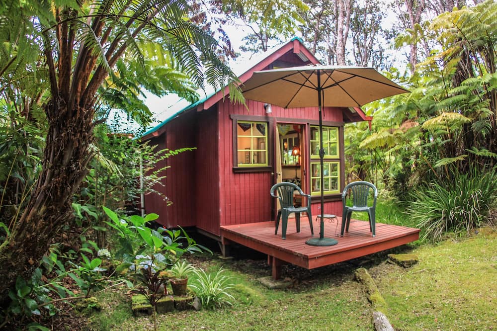 Volcano Cottage | Romantic, Private Cottage Nestled Away in Volcano