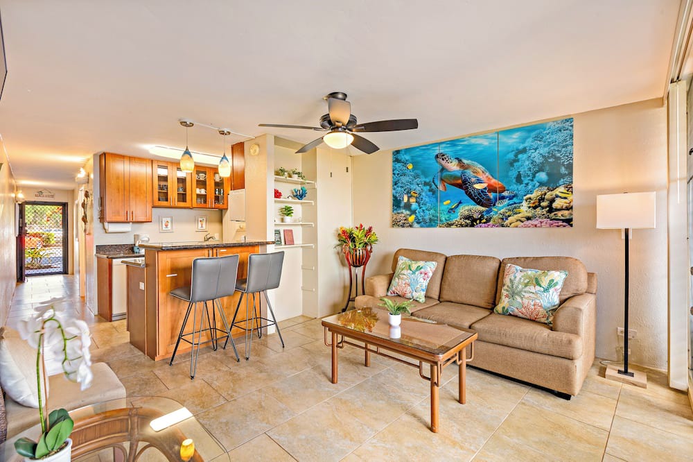 Maalaea Condo | Breezy Maalaea Oceanfront Condo Newly Renovated Pool BBQ Near the Harbor