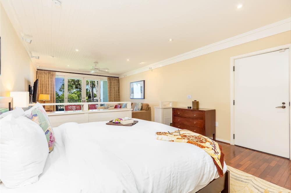 Kahuku Condo | Turtle Bay Villas 205/206 by Gather w/Shared Pool, Spa, AC