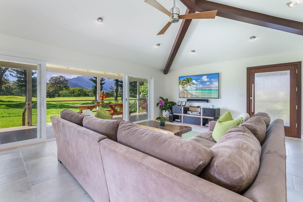 Princeville House | Emmalani Oasis - Luxe Designer Home with stunning Mountain Views