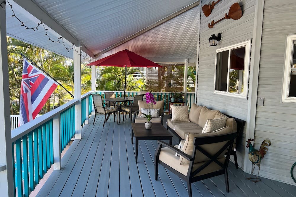 Keaau Cottage | Jungle Cottage: Watch Whales
