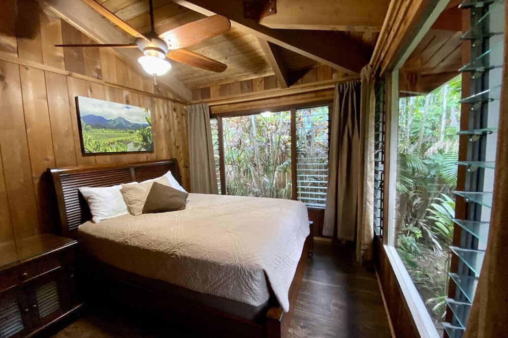 Wainiha House | Traditional Hawaiian House - Walk to Tunnels Beach