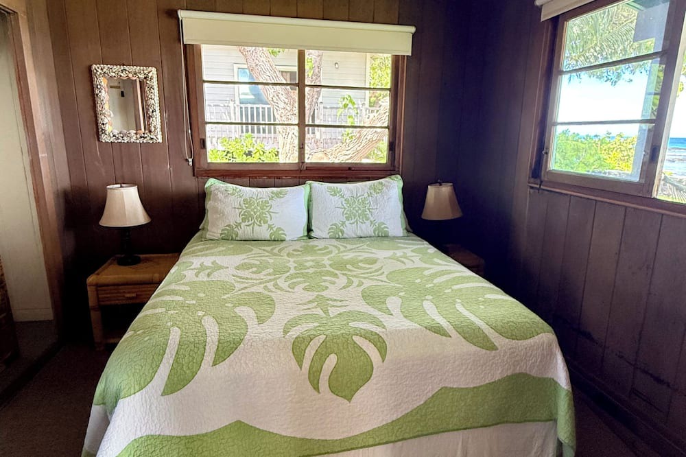 Puako Cottage | Spectacular Oceanfront Puako Cottage