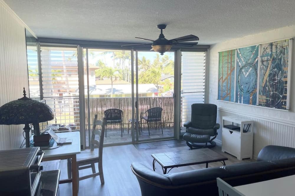 Kuau Condo | Newly renovated 2nd floor condo — 150 yards from Mama’s Beach!